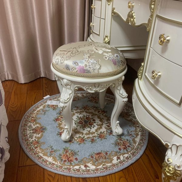 Makeup stool circular carpet